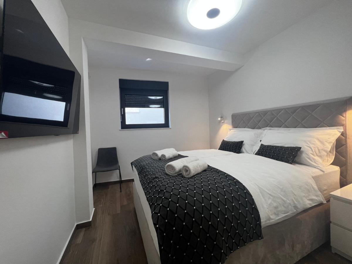 White Pearl Apartments - New Grebaštica Dış mekan fotoğraf