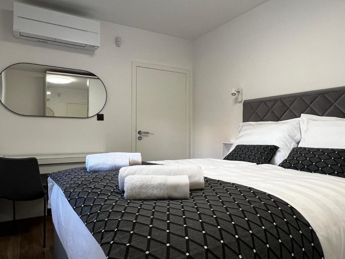 White Pearl Apartments - New Grebaštica Dış mekan fotoğraf