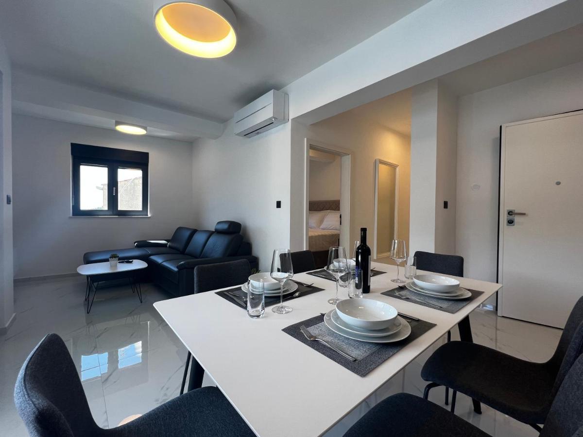 White Pearl Apartments - New Grebaštica Dış mekan fotoğraf